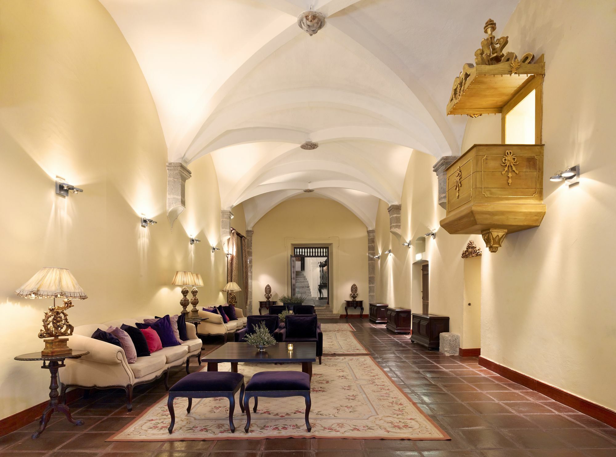 Convento Do Espinheiro, Historic Hotel & Spa Evora Exterior photo The interior of the hotel